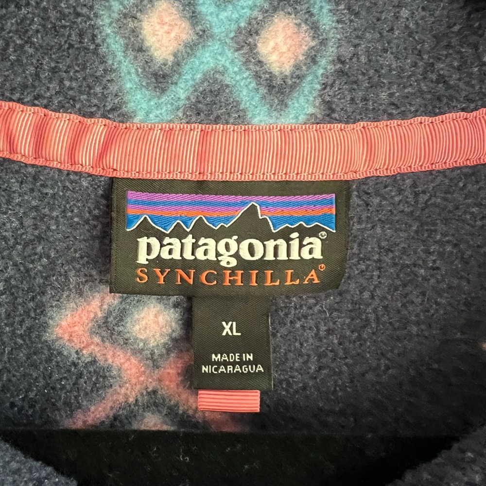 Patagonia Women’s Synchilla Snap-T Fleece Pullover, Space Spirits Pattern, Sz-XL - Picture 4 of 10